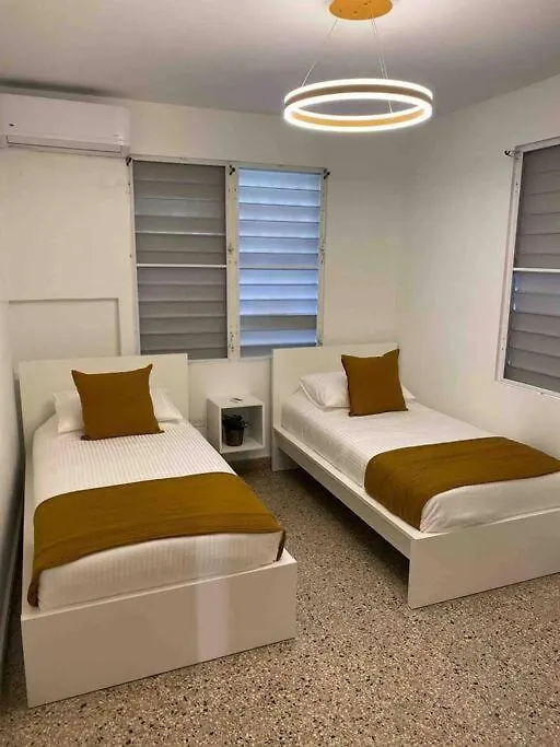 Apartment 3 Bd By Airport El Yunque Walk To The Beach San Juan